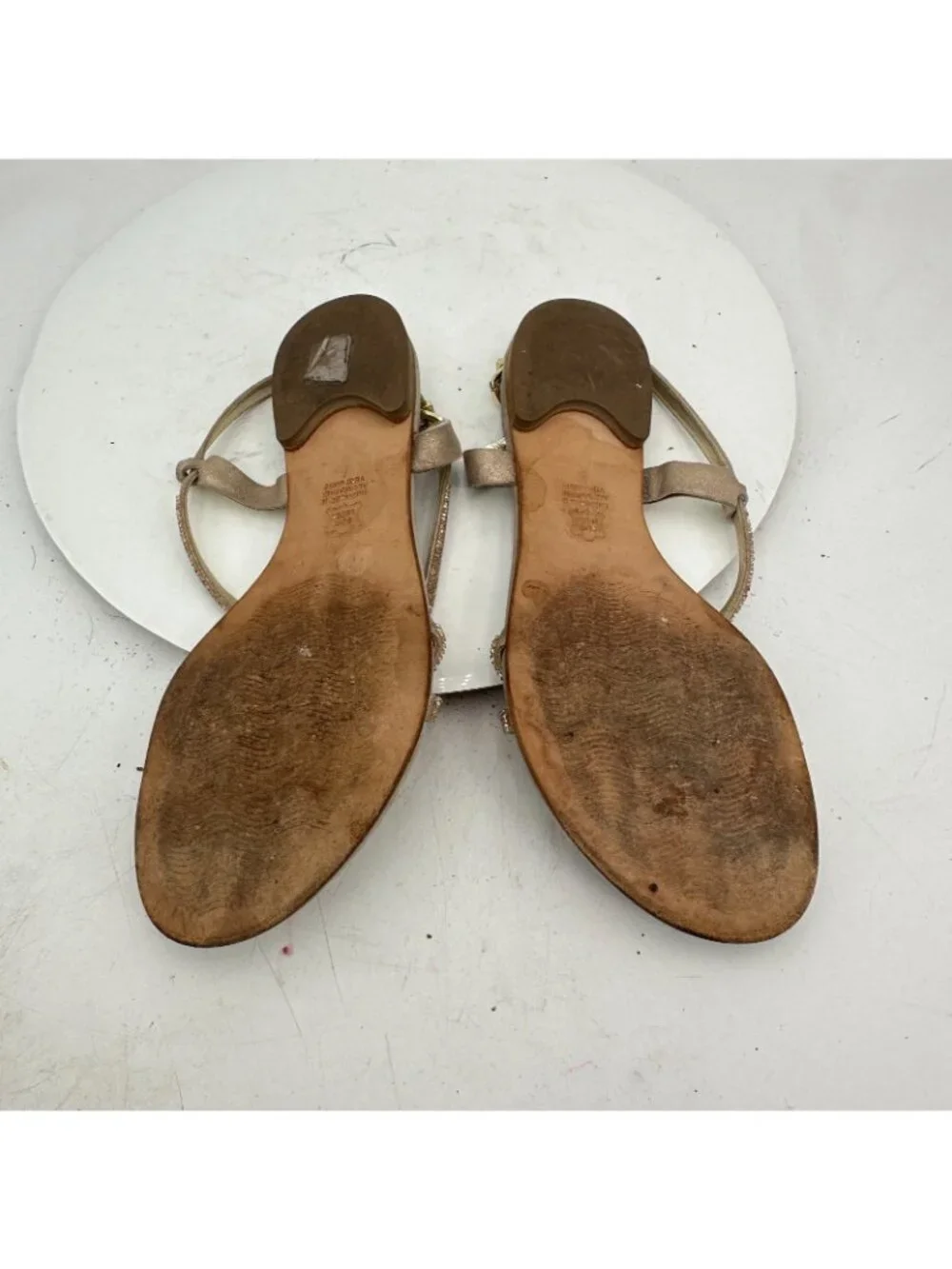 Kennel & Schmenger Womens Size 5 Gold Strappy Metallic Sling Back Flat Sandal